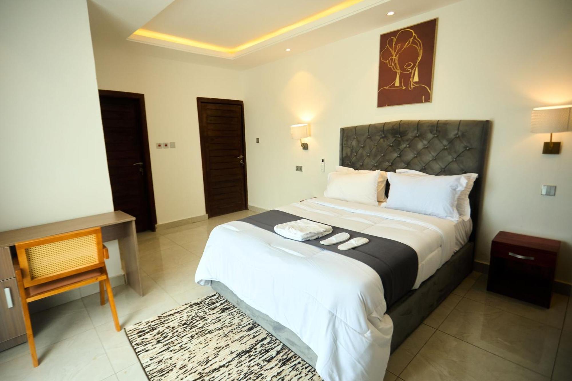 Aiden Homes And Apartments Hotel Koforidua Екстериор снимка