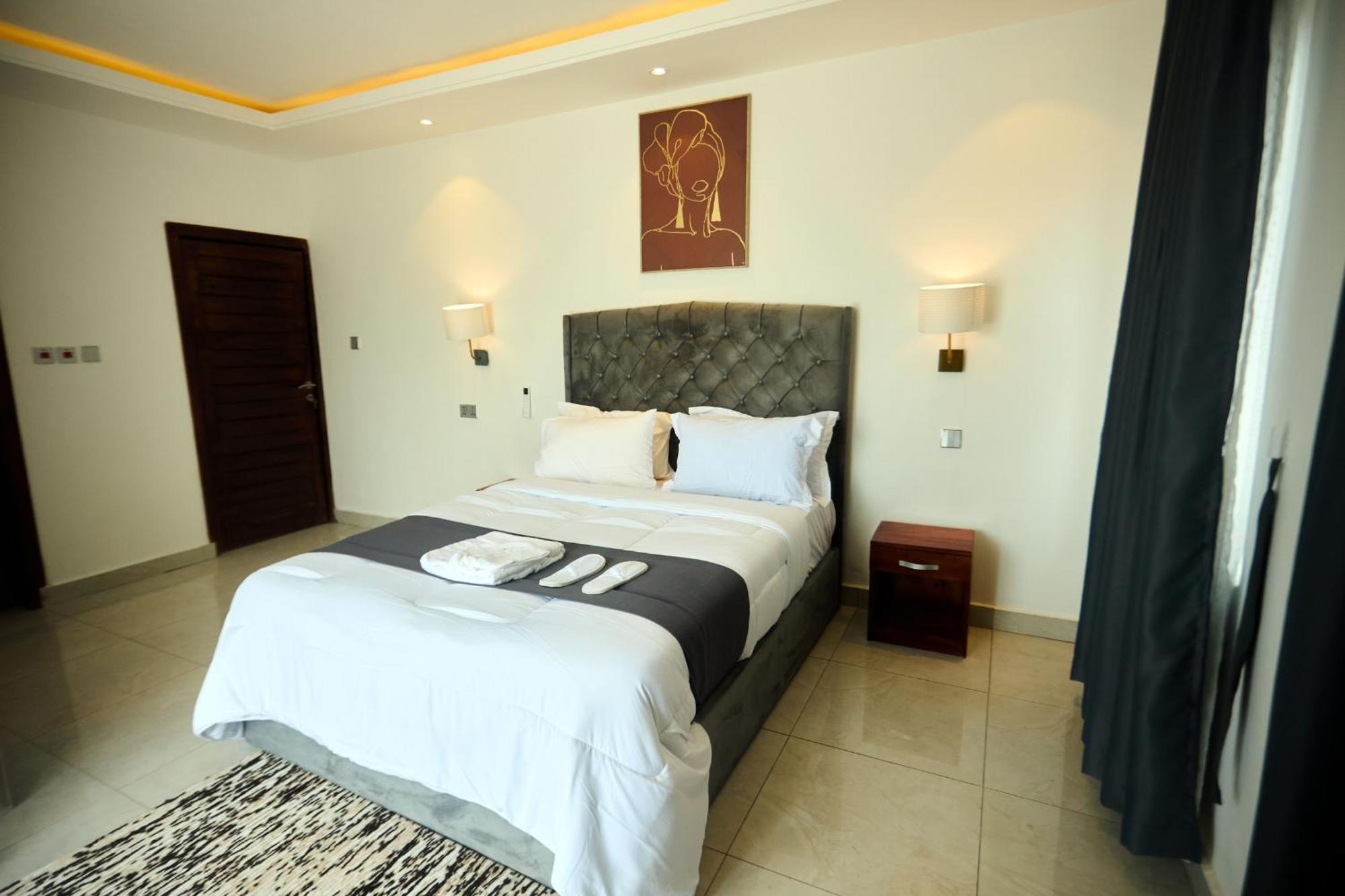 Aiden Homes And Apartments Hotel Koforidua Екстериор снимка