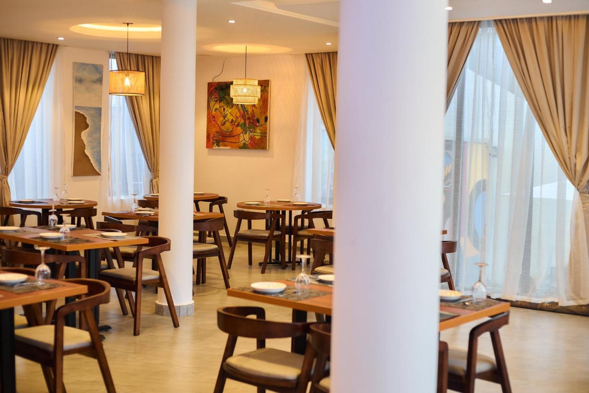 Aiden Homes And Apartments Hotel Koforidua Екстериор снимка