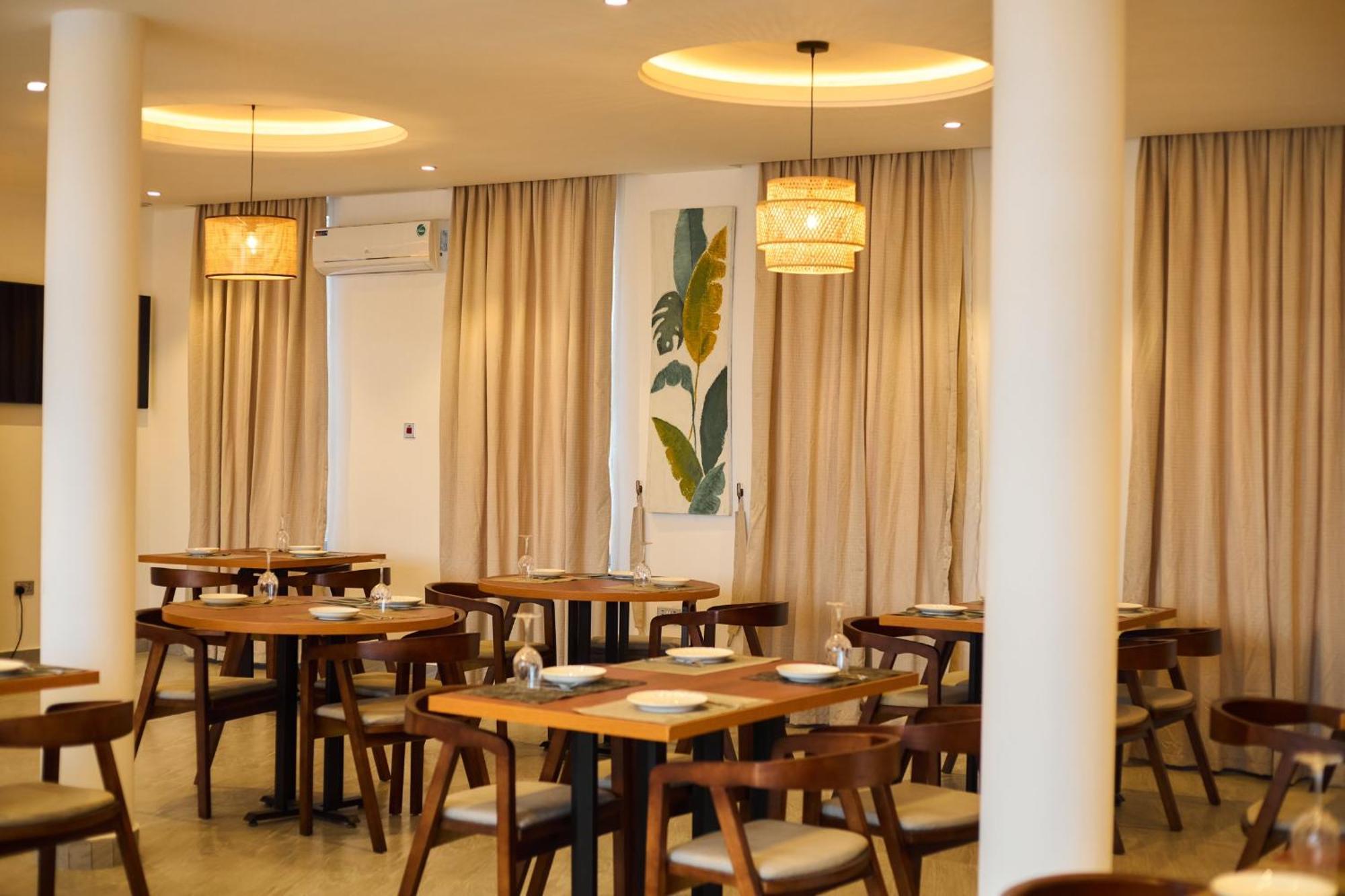 Aiden Homes And Apartments Hotel Koforidua Екстериор снимка