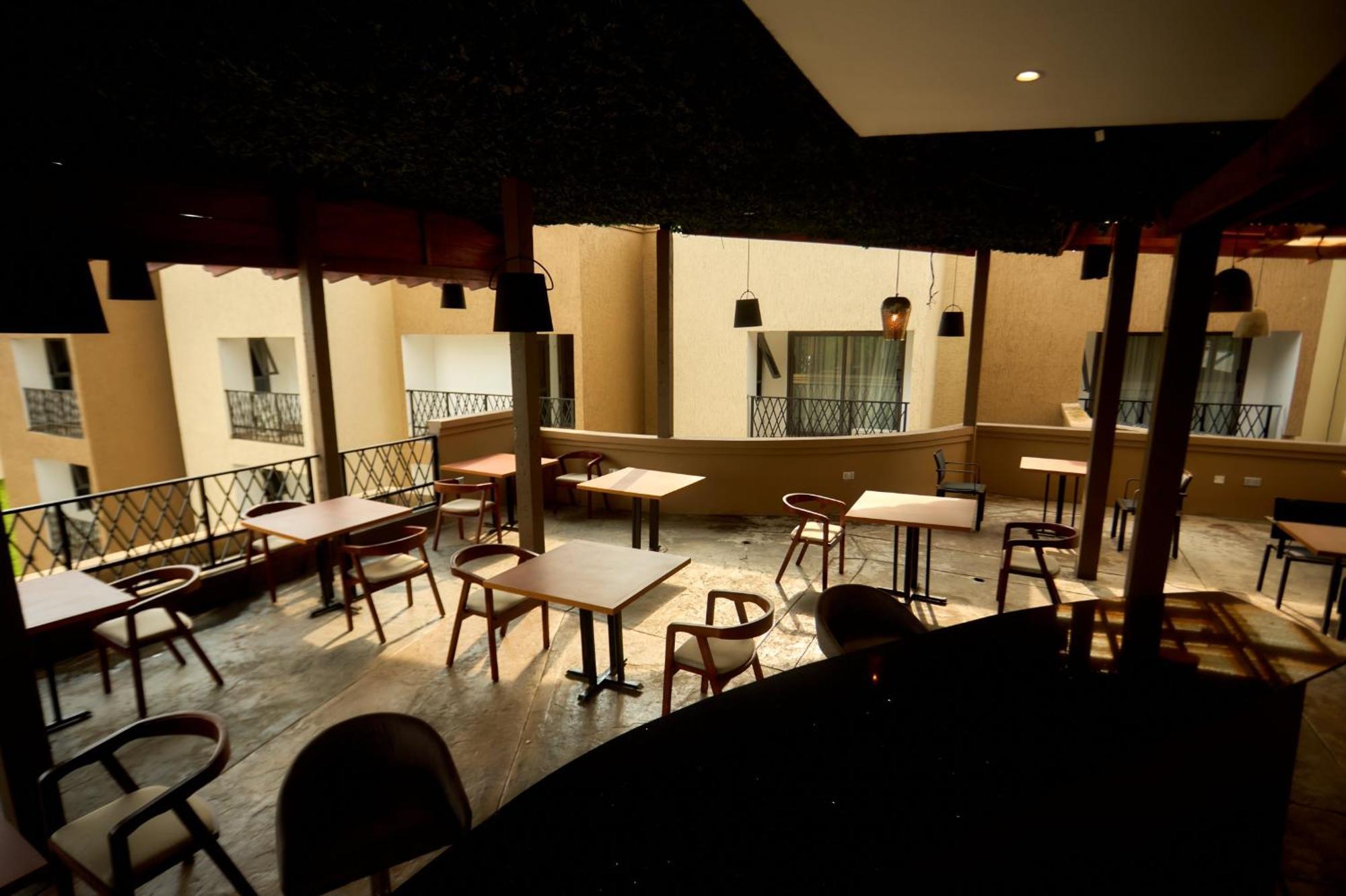 Aiden Homes And Apartments Hotel Koforidua Екстериор снимка