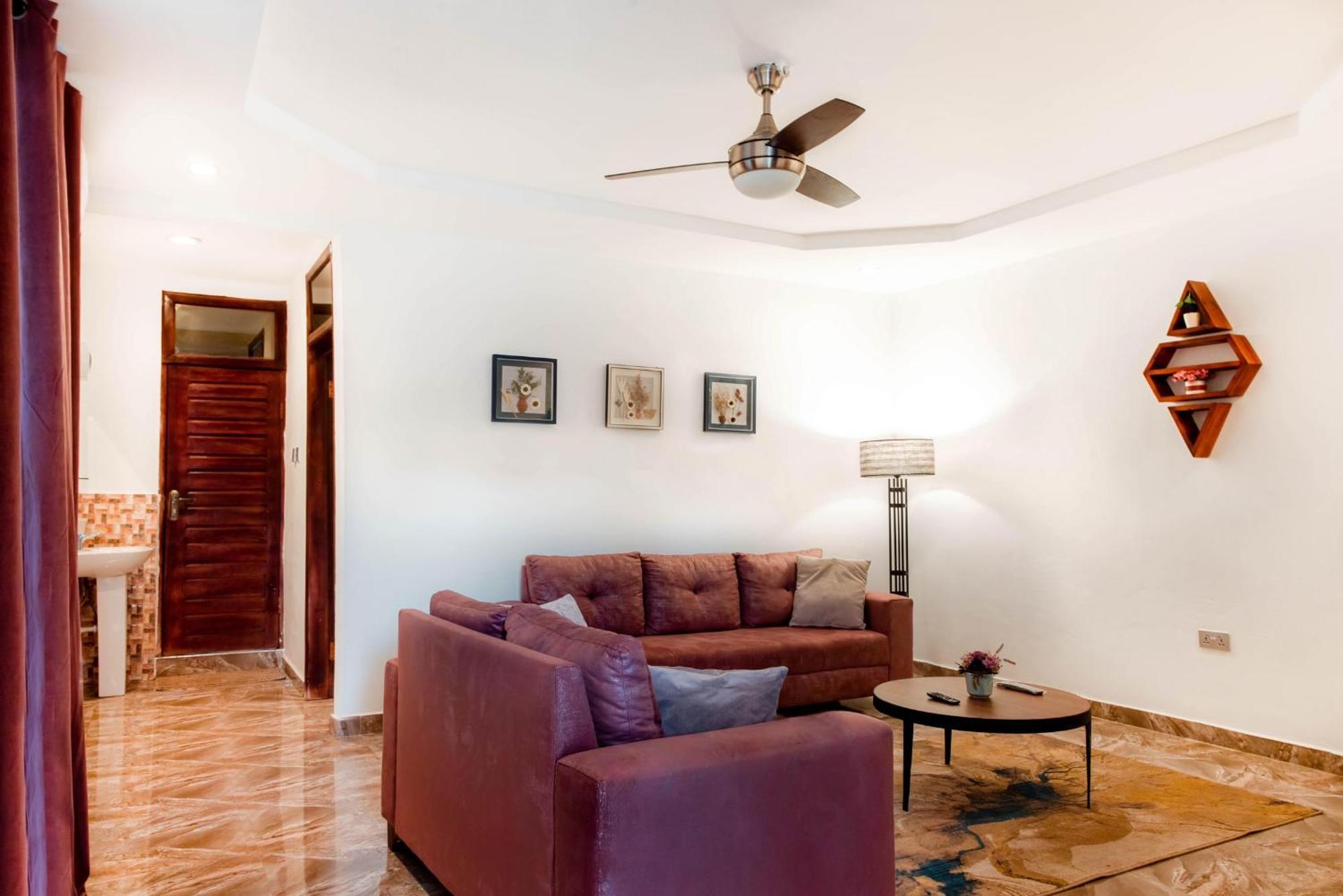 Aiden Homes And Apartments Hotel Koforidua Екстериор снимка