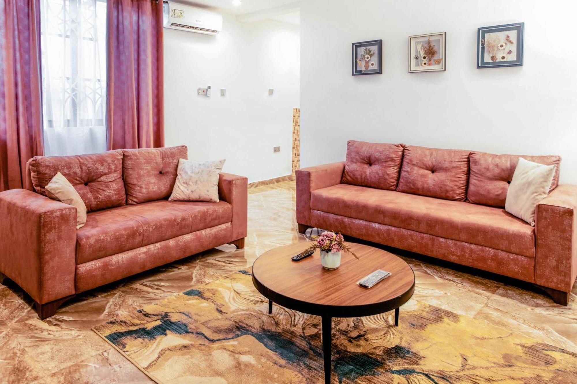 Aiden Homes And Apartments Hotel Koforidua Екстериор снимка